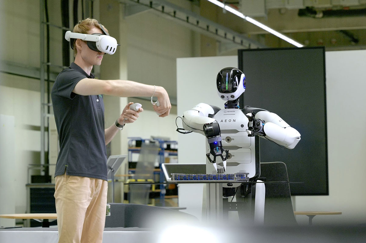 AEON VR Training Schaeffler Humanoid Gym